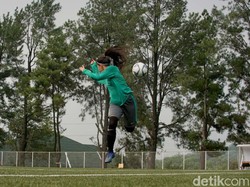 DD saat pamer skill.