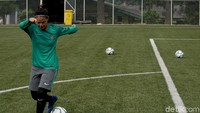 Di antara kontestan Piala AFF itu, Timnas Thailand menjadi tim terkuat. Kendati kalah telak dengan skor 0-13, mereka mendapatkan pelajaran penting menuju Asian Games 2018. 