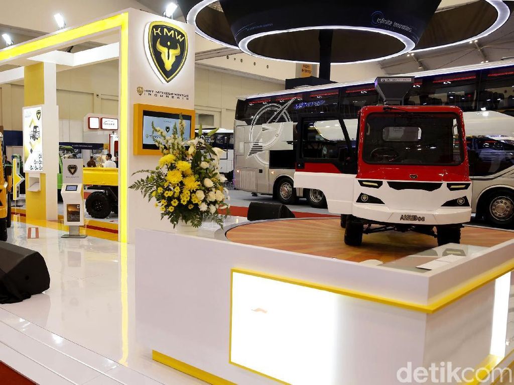 GIIAS 2018: Mobil Desa Nggak Bisa Ngebut, Topspeed 40 Km/Jam GIIAS 2018: Mobil Desa Nggak Bisa Ngebut, Topspeed 40 Km/Jam