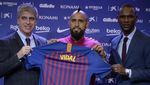 Hari Pertama Arturo Vidal di Barcelona