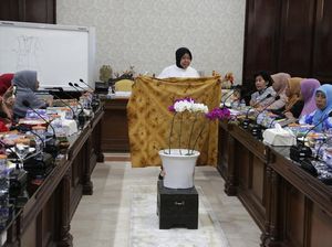 Batik Celup akan Jadi Ikon Produk Surabaya di Galeri UKM Liverpool