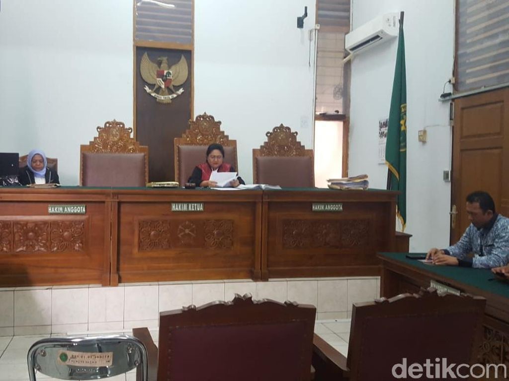 Praperadilan Luna Maya, LP3HI: Kasus Dijemur 8 Tahun, Jangan Zalim Praperadilan Luna Maya, LP3HI: Kasus Dijemur 8 Tahun, Jangan Zalim
