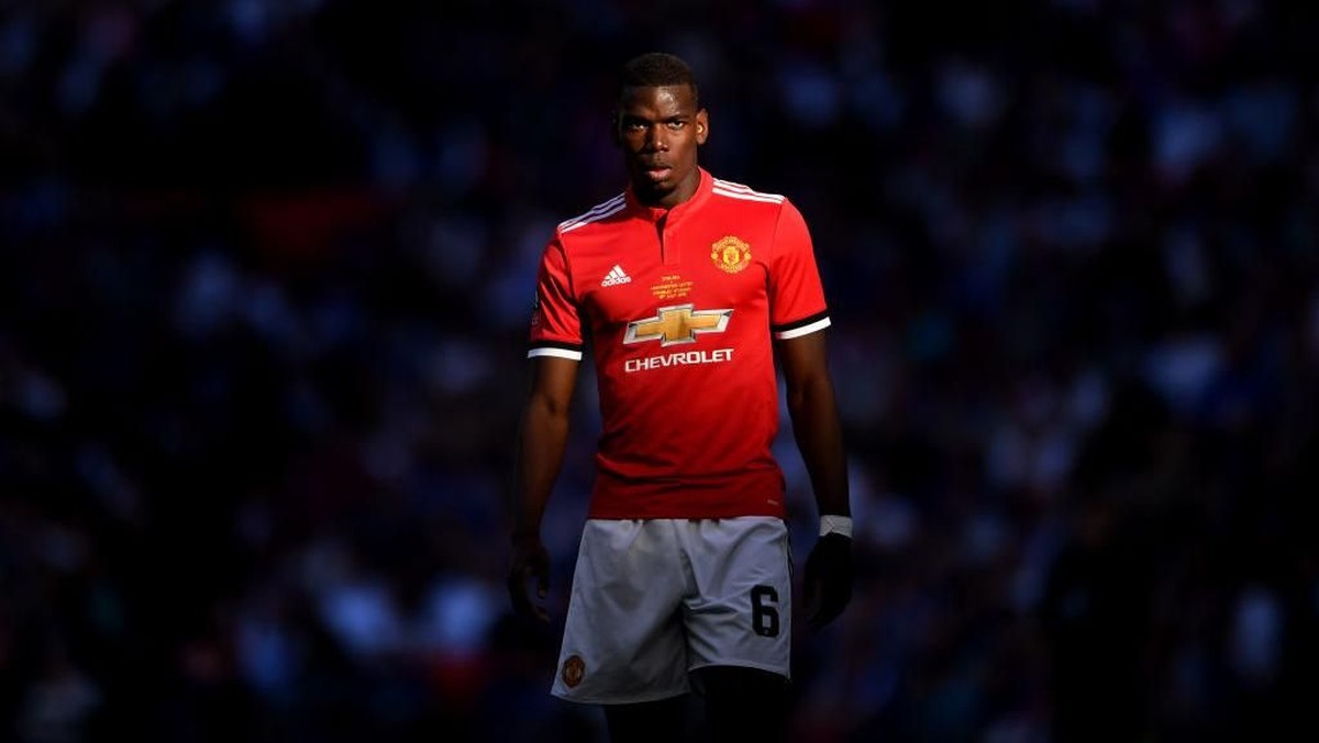 Paul Pogba sosok pria yang suka pamer, namun baik hati. (Foto: Laurence Griffiths/Getty Images)