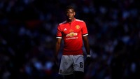 Sempat jadi pemain termahal di dunia, Paul Pogba tak bisa tak masuk susunan ini. Nilai transfernya kala dipulangkan MU dari Juventus adalah 107 juta euro. (Foto: Laurence Griffiths/Getty Images)