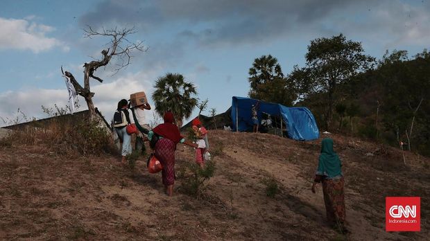 Jeritan Minta Air dari Pengungsi Gempa Lombok