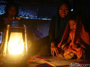 Sejak RI Merdeka Masih Ada 780 Ribu Rumah Belum Tersambung Listrik