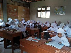 Kisah Pengasuh Ponpes di Pasuruan Jual Mobil Demi Sekolah Gratis