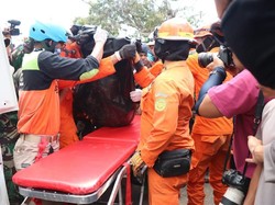 Menpar Pakai Cara Ini Pantau Penanganan Gempa Lombok