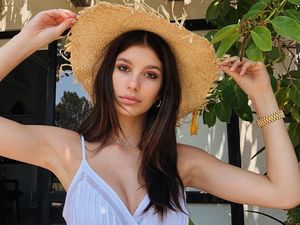 Beda 23 Tahun, Pacar Leonardo DiCaprio Cuek Beda 23 Tahun, Pacar Leonardo DiCaprio Cuek