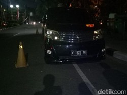 Mobil Pelat RFS dan NU Bertemu di Tugu Kunstkring