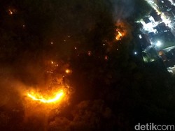 Kebakaran di Gunung Bohong, Petugas: Jauh dari Pemukiman Warga