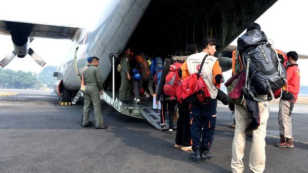 Angkut Logistik dan Relawan, TNI AU Kerahkan 5 Pesawat