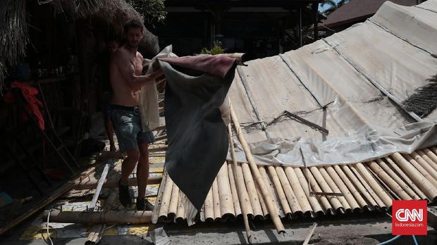 Warga asing yang masih bertahan di Gili Trawangan pasca gempa mengguncang NTB.
