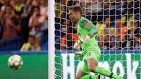 Rob Green sepanjang kariernya memang belum pernah memperkuat tim-tim besar. Terakhir kali Green bermain di Huddersfield Town (John Sibley/Reuters)