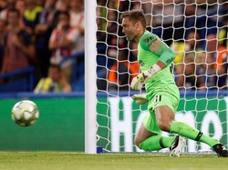 Rob Green sepanjang kariernya memang belum pernah memperkuat tim-tim besar. Terakhir kali Green bermain di Huddersfield Town (John Sibley/Reuters)