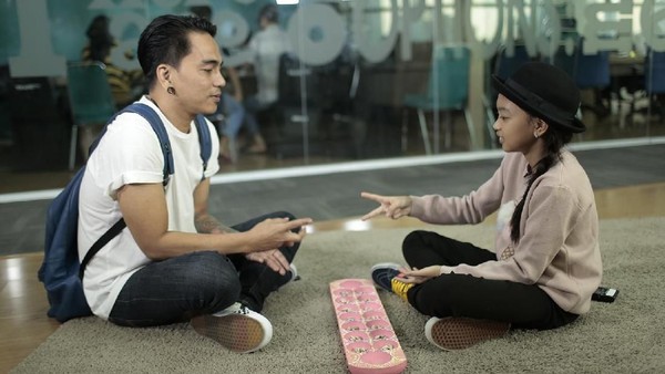 Enda Ungu Dan Zara Leola Banjir Kerjaan Di Bulan Ramadhan