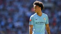 Di posisi keenam ada winger Manchester City, Leroy Sane, yang mencatatkan nilai 95 dalam hal kecepatan. Sane memang begitu lincah di sisi sayap The Citizens (Michael Regan/Getty Images)