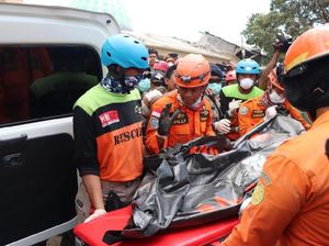 Jemaah Perempuan Ditemukan Tewas Tertimpa Masjid di Lombok Utara