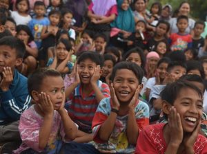 Melihat Anak-anak Pengungsi Gempa Lombok