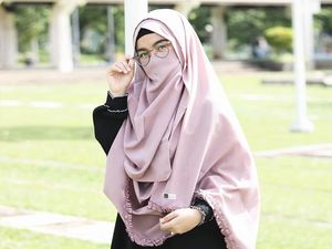 Hafiz Muda Taqy Malik Jadi Atensi, Hijabers Bercadar Ini Dikira Istrinya Hafiz Muda Taqy Malik Jadi Atensi, Hijabers Bercadar Ini Dikira Istrinya
