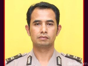 Sedang Bertugas, Polisi di Banjarnegara Tertabrak Truk hingga Tewas Sedang Bertugas, Polisi di Banjarnegara Tertabrak Truk hingga Tewas