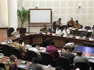 Puan-Wiranto Hadiri Rapat Reformasi Birokrasi di Kantor Wapres