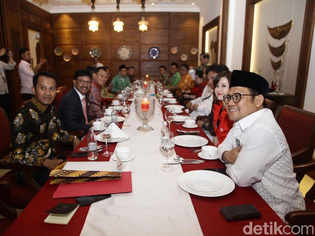 Ngotot Parpol hingga Tahu Diri Incar Kursi Menteri Ngotot Parpol hingga Tahu Diri Incar Kursi Menteri