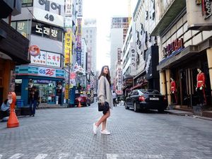 Gaya Liburan Model Cantik Filipina Chienna Filomeno