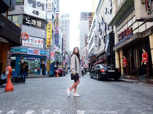 Gaya Liburan Model Cantik Filipina Chienna Filomeno