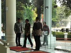 Jokowi Temui JK di Kantor Wapres
