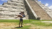 Juli tahun 2017 pasangan ini menghabiskan liburan bersama di Chichen-Itza, in Meksiko. (Instagram @kepaarrizabalaga)