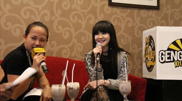 Hadir Lagi di Dunia Hiburan, Begini Momen Makan Ita Purnamasari