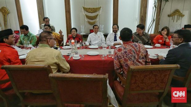 Jokowi Berinisiatif Temui Prabowo, tapi Belum Berbalas