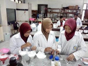 Ini Solusi Agar Limbah Tekstil Berbahaya Aman Saat Dibuang Ini Solusi Agar Limbah Tekstil Berbahaya Aman Saat Dibuang
