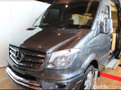 Jika Mobil Dinas Pejabat seperti Ini, Dijamin Bakal Keren!