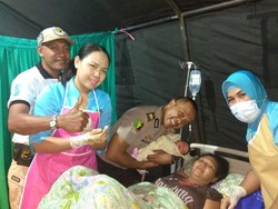 3 Pengungsi Gempa Lombok Melahirkan di Tenda Darurat RS Bhayangkara