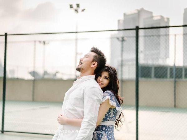 Mesranya! Foto Prewedding Outdoor Ala Dita Soedarjo dan Denny Sumargo