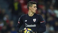 Chelsea menempati posisi dua dengan nilai belanja 137 juta euro. Angka belanja The Blues terdongkrak berkat pembelian Kepa Arrizabalaga sebesar 80 juta euro. (Foto: Juan Manuel Serrano Arce/Getty Images)