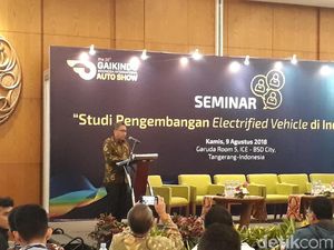 Ahli-ahli Mobil Listrik Kumpul di Tangerang Ahli-ahli Mobil Listrik Kumpul di Tangerang