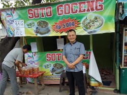 Dibayar Suka-suka Pembeli, Bisnis Soto Goceng Bisa Balik Modal?