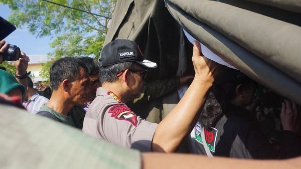 Foto: Penampakan Tenda Operasi di RS Lapangan Lombok Utara