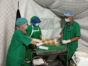 Korban Gempa Lombok Melahirkan di Rumkitlap TNI