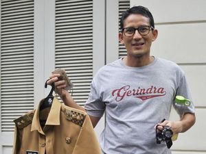 Sandiaga Pilih Mundur Ketimbang Minta Izin ke Jokowi?