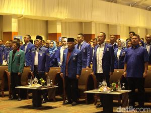 PAN Pecah atau Dibelah? PAN Pecah atau Dibelah?