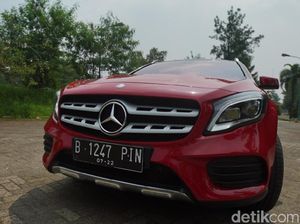 Si Mungil nan Sporty Mercy GLA 200 AMG Line