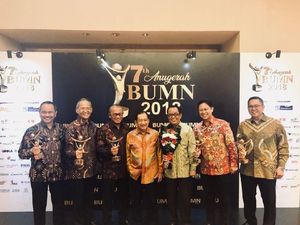 Bos Inalum Raih Penghargaan CEO Visioner BUMN
