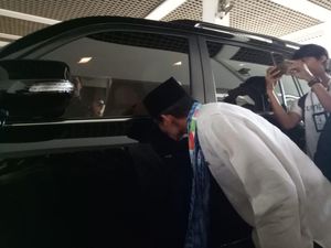 Sandi Cium Mobil Dinas di Balai Kota: Ini Kunci Terakhir