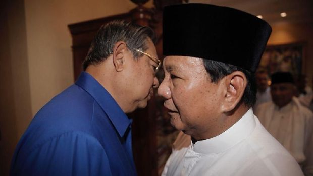 Ketum Demokrat SBY dan Ketua Umum Partai Gerindra Prabowo Subianto.