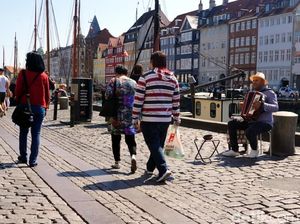 Denmark Perketat Lockdown Usai Temukan Mutasi Corona dari Cerpelai