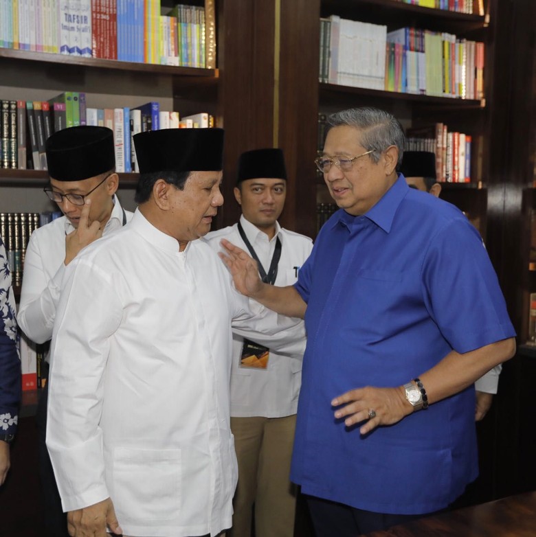PSI: Selamat SBY Berlabuh ke Jenderal Kardus PSI: Selamat SBY Berlabuh ke Jenderal Kardus